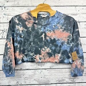 Urban Rebel Top Cropped Long Sleeve V-Neck Galaxy T-Shirt‎ [Size Large]